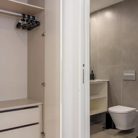 Stylish & Cozy 1br With Ac By Lovelystay شقة