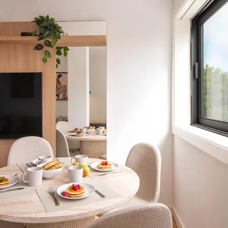 شقة Stylish & Cozy 1br With Ac By Lovelystay بورتو