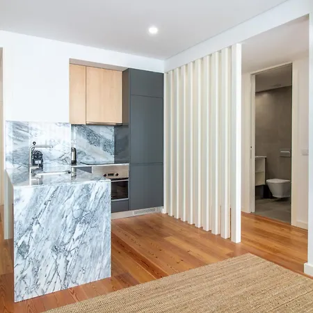 Stylish & Cozy 1br With Ac By Lovelystay * ポルト