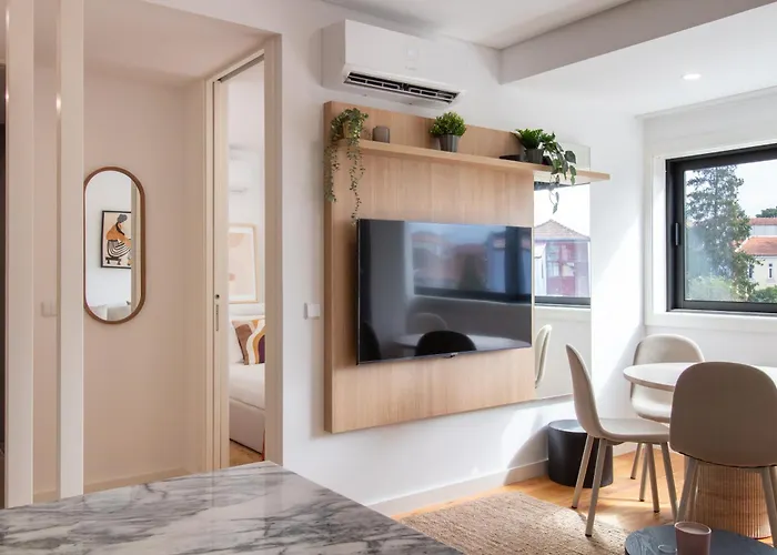 Stylish & Cozy 1br With Ac By Lovelystay * Porto